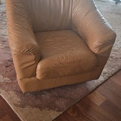 Gold Copenhagen Leather Swivel Chair
