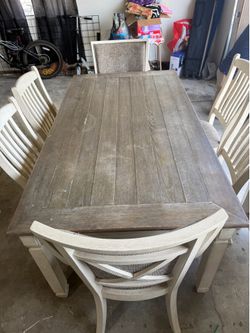 Dinning Table