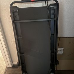 Treadmill / Walking Pad MUST GO BY TODAY