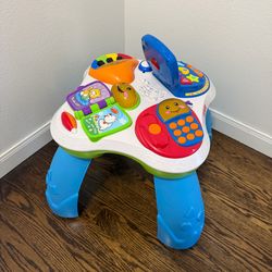 Fisher-Price Laugh & Learn Fun with Friends Musical Table