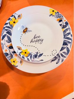 Ceramic Bee and Flower Plates
