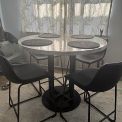 Dining table 