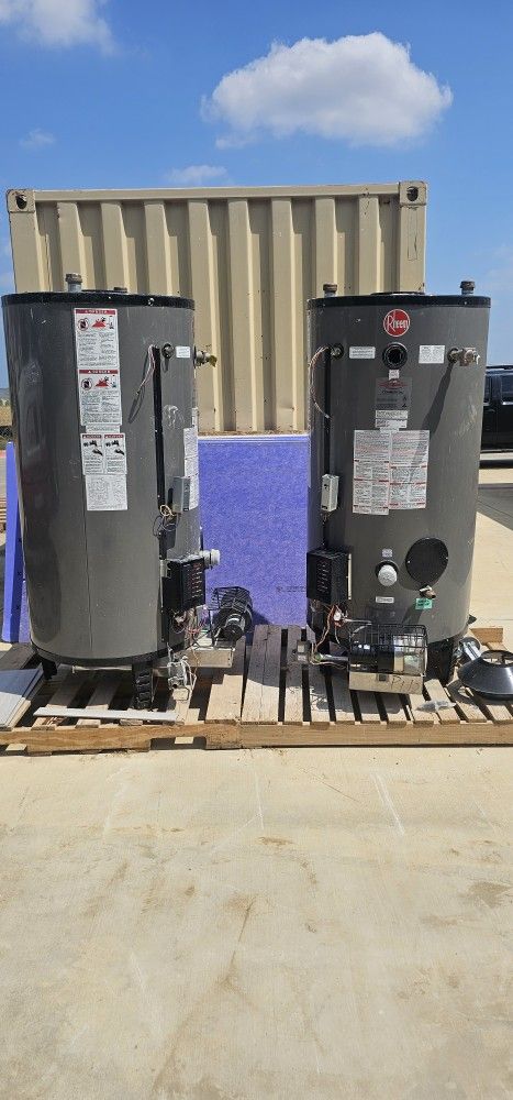 Water HEATER 100 Gallon (2)