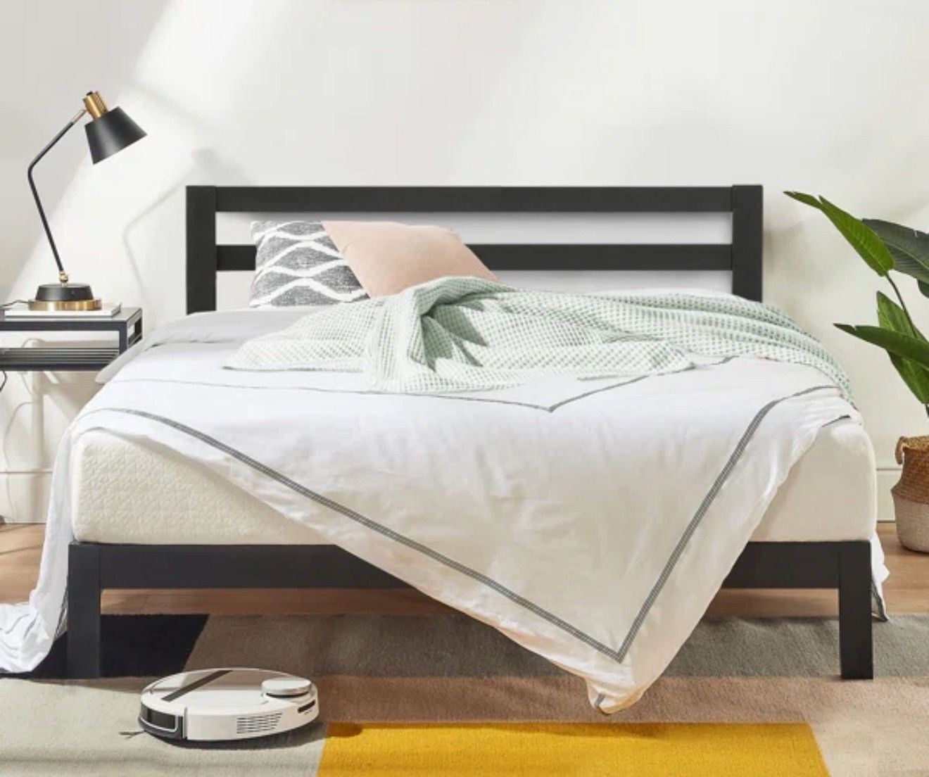 King bed and box spring no mattress