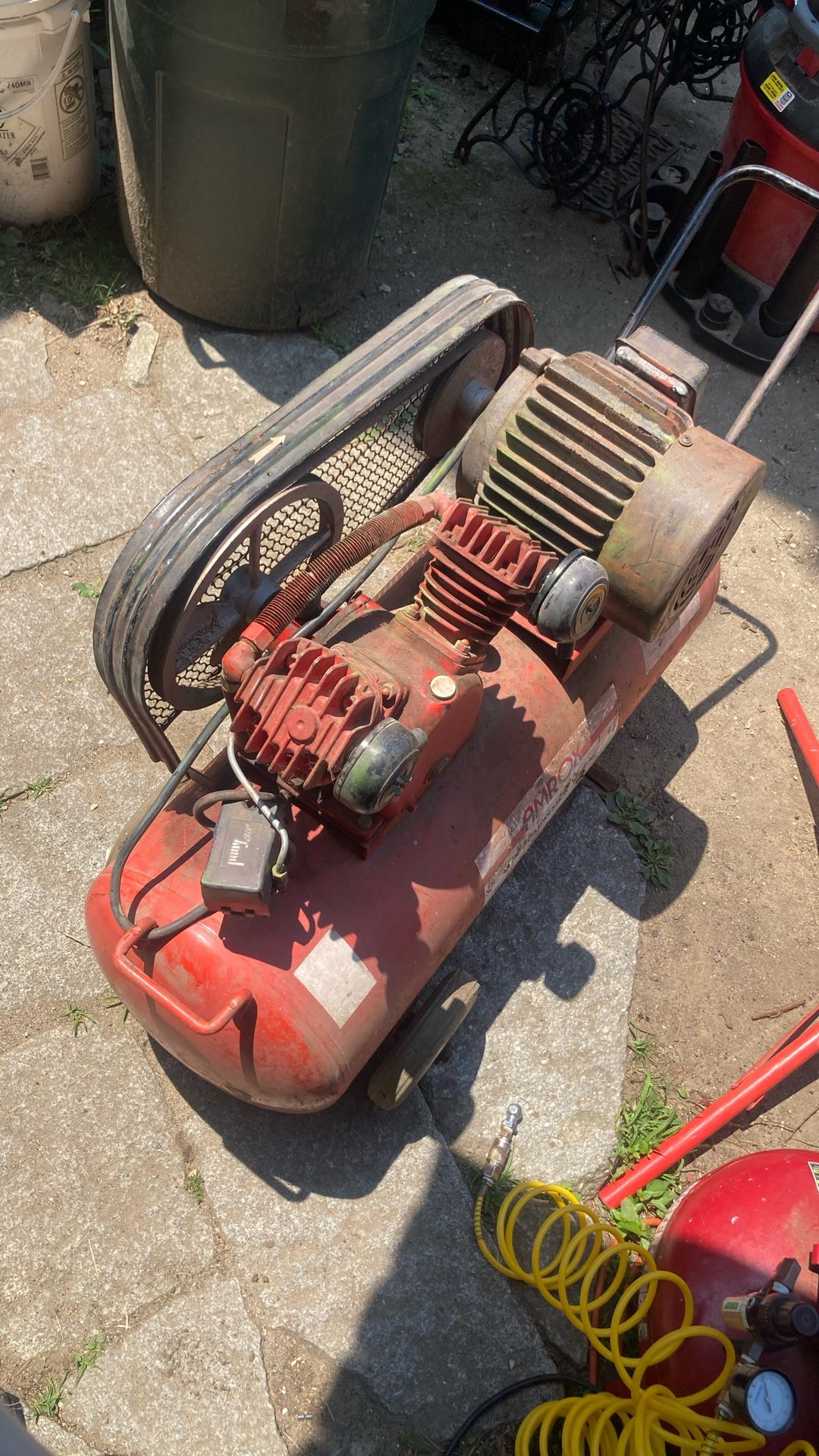 Horizontal 110 Volt Aircompressor