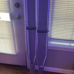 Crutches 
