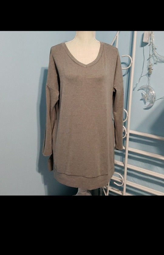 V-neckline Tunic