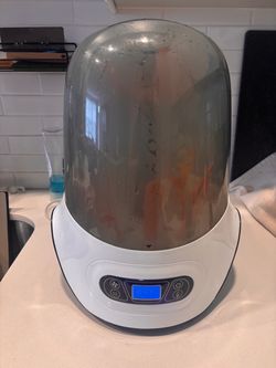 Baby Brezza Bottle Sterilizer and Dryer
