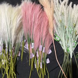 Lot of brand new decorative flowers