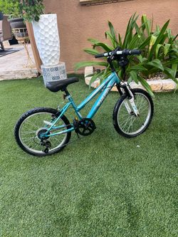 Huffy Kids Mountain 26” Bike Teal