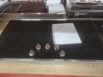 36 inch GE Electric cooktop