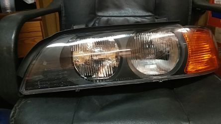 1997-2000 bmw e39 5 series headlight drivers side