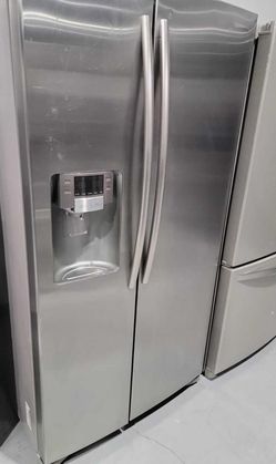 Samsung Side-by-Side Stainless Steel Refrigerator Fridge
