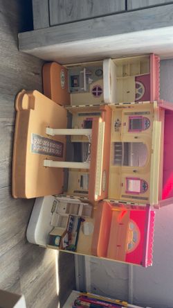 Fisher-price doll house