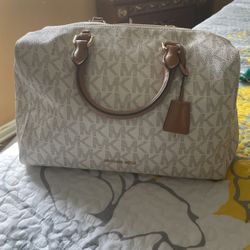 Michael Kors (brand New) No Tags