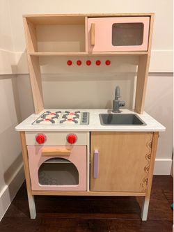 Target wooden play kitchen