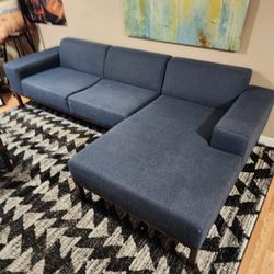 Sectional Couch With Delivery 