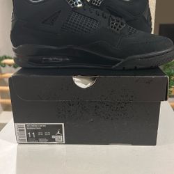 Jordan 4 Retro Black Cat (2025)