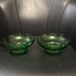 Set of 2  Vintage EO Brody M2000 green scalloped edge candy bowl