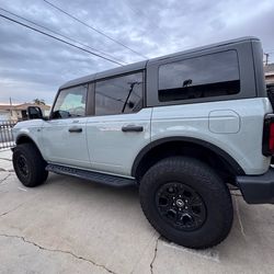 Hooke Road Bronco Side Steps Nerf Bars Running Boards 2021-2026 4 Door