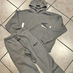 Essential Sweatsuit 