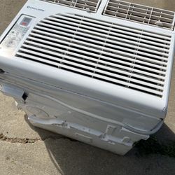 AC