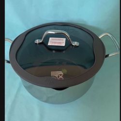 Olla De 7,5 Qt  $100 Nueva 