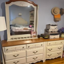 Charming Children’s Bedroom Set 