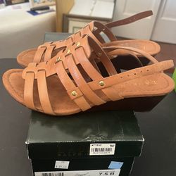 New Ralph Lauren Lucetta Leather Wedge Sandals Size 7.5B
