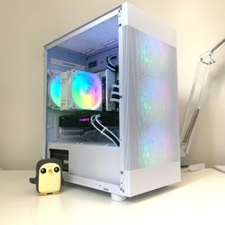 White Gaming PC | 250+ FPS Fortnite