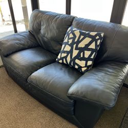 Navy leather loveseat (70 inches)