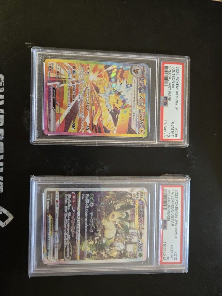 Two Psa 10 Eeveeolutions