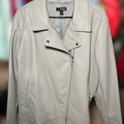 Woman’s Leather Jacket 