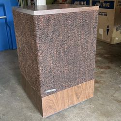 Vintage Bose 501 Speakers 