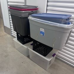 10 Large Storage Totes/Bins with Lids + 2 Milk Crates – Lot of 12