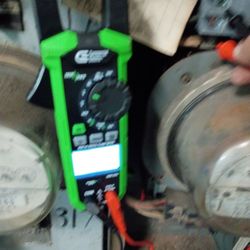 Electricista  20  Años De Experiencia 