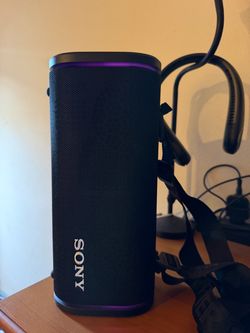 Sony ULT FIELD 5 Portable Bluetooth Speaker
