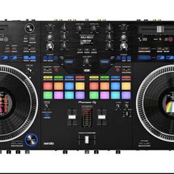 PIONEER REV7 DJCONTROLLER