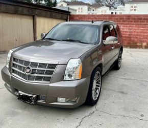 Escalade 2013