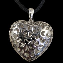 926 Sterling Silver Puffy Heart & Moon Filigree Pendant 