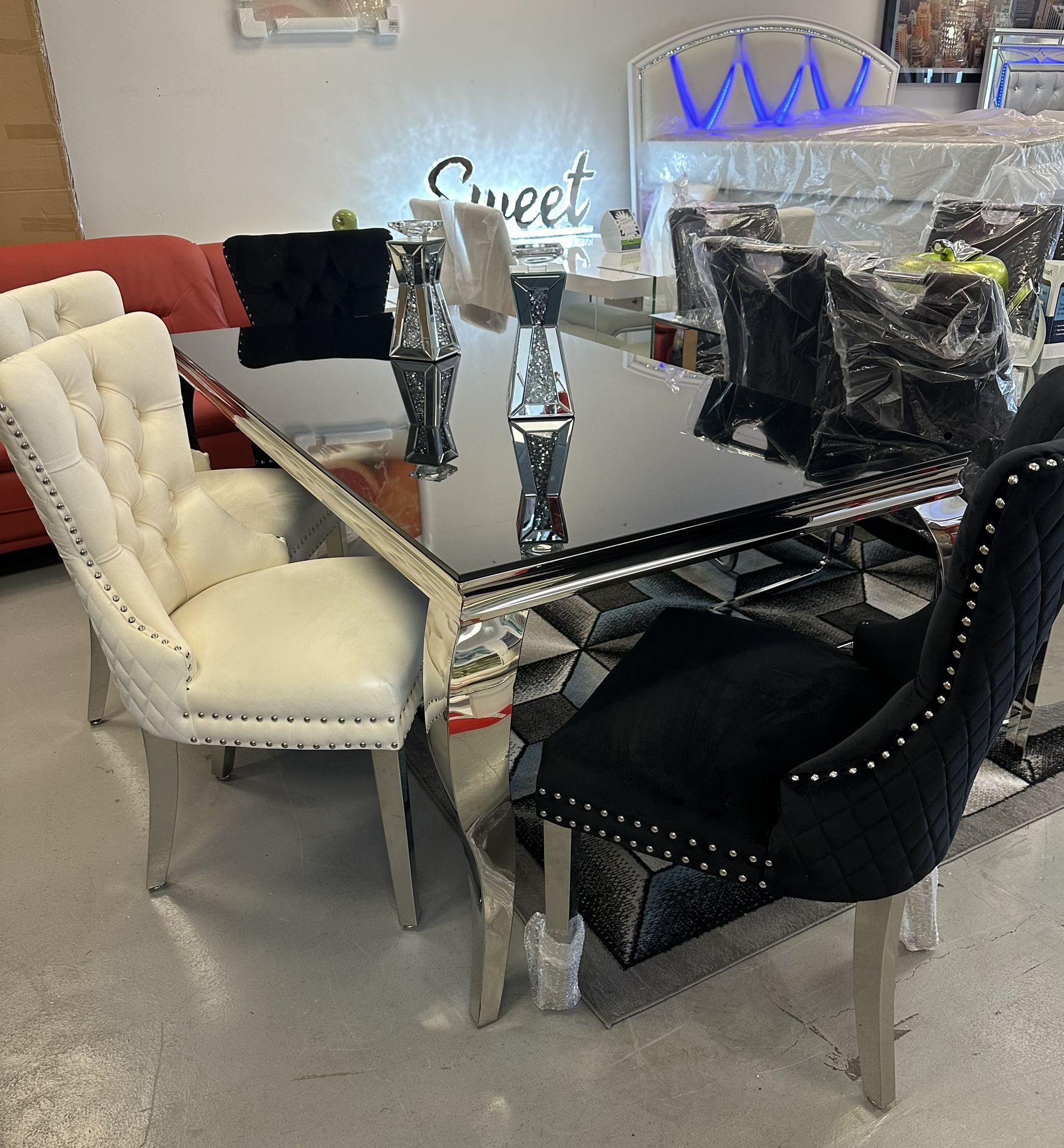 New Dining 5 Pc Set Glass Top Table 71x35x30”H