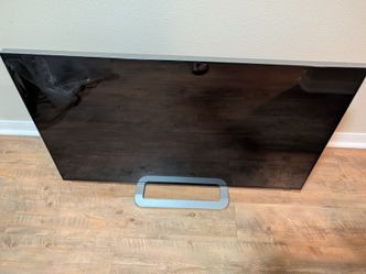Vizio 47-inch TV (excellent shape!)
