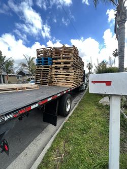 I Pick Up Pallets For Free