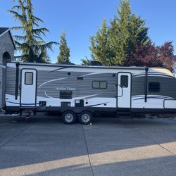 RV Trailer Aspen Trail 2017