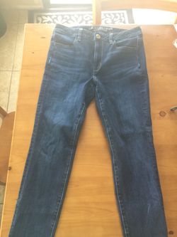 American Eagle High Rise Jeans