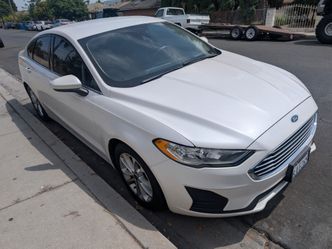 2019 Ford fusión  clean title