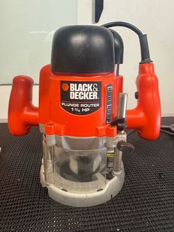 Black & Decker RP200 Plunge Router 1-3/4 HP