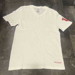 New! True Religion White V-neck Shirt Sleeve T-shirt With Red Horseshoe 