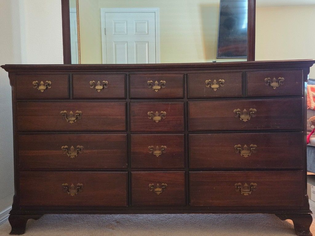 Large Solid Wood Dresser & Mirror Set - Huge Storage (12 Drawers)