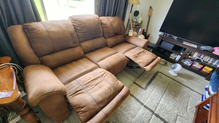3 Seat Reclining Couch